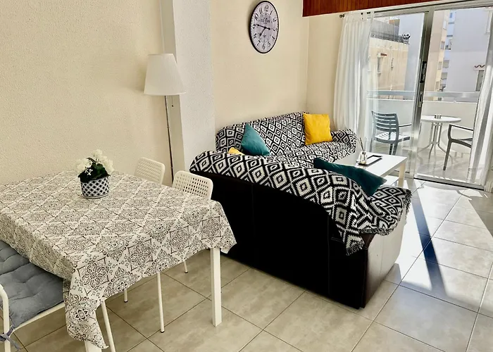 Tsimintia 25 * Larnaca