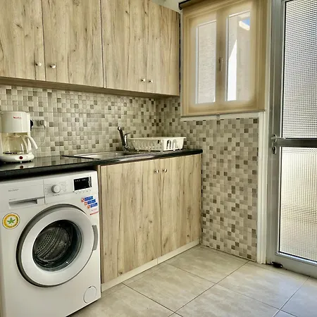 Apartment Tsimintia 25 *