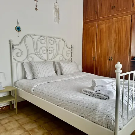 Tsimintia 25 * Larnaca