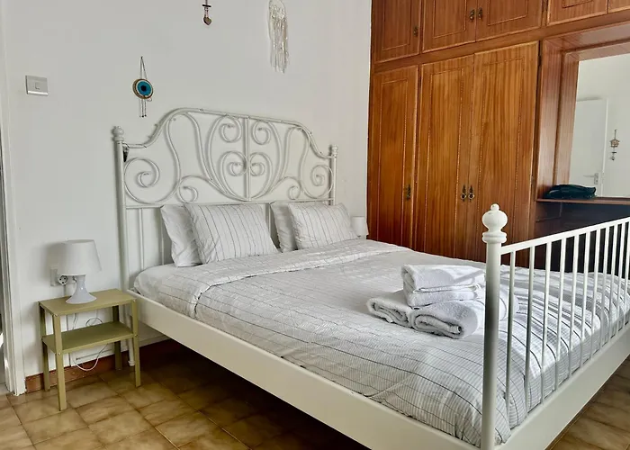 Tsimintia 25 * Larnaca