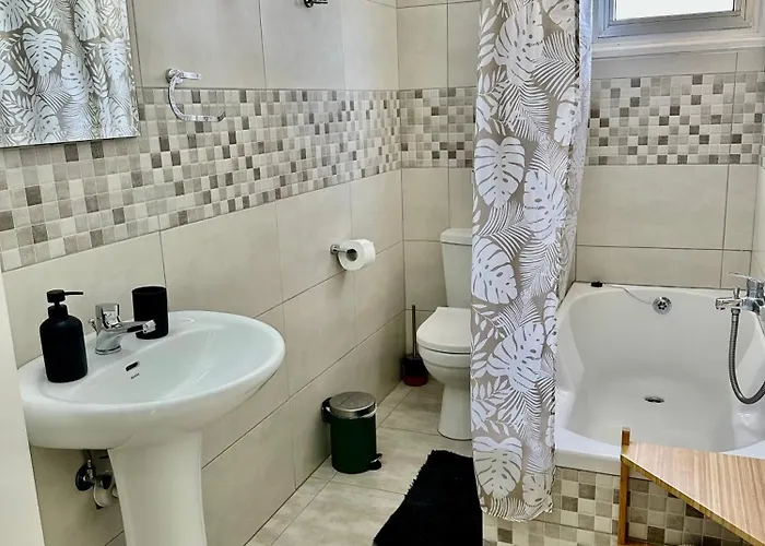 Tsimintia 25 דירה